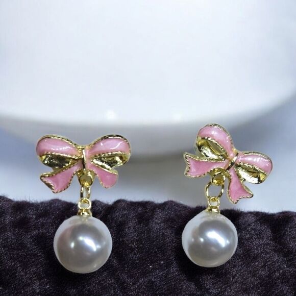 Charming Pink Bow Earrings with Pearls Gold-tone Dangle Pierced Post Jewelry NEW - Picture 4 of 4